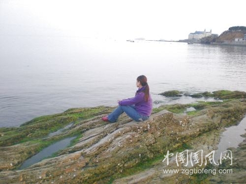 寒冬，我站在海邊
