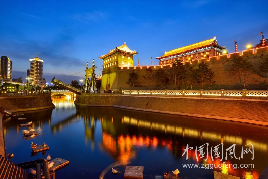 長 安 燈 火