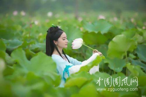 輕輕走路，用心生活