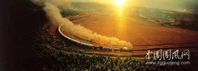 駛向年末的列車
