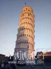 楊天亮歐洲行（十七）游比薩斜塔