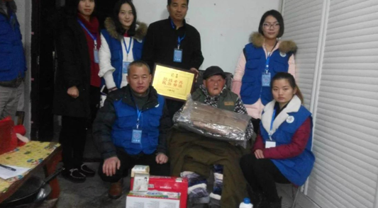 淮北市健身鞭協(xié)會敬老獻血行善舉