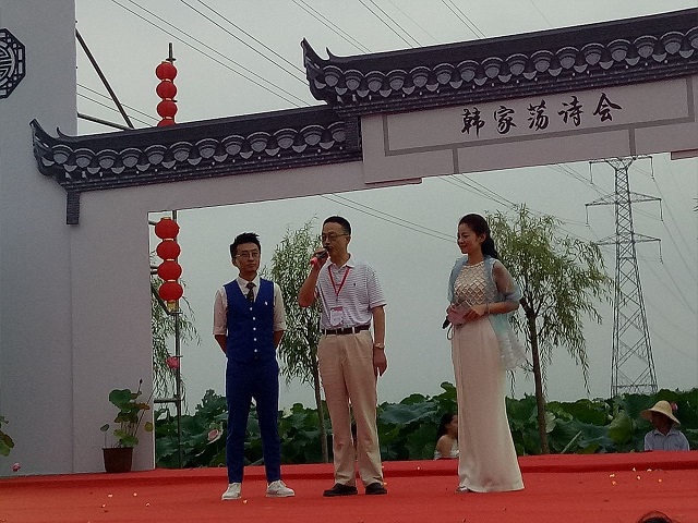 “韓家蕩詩會(huì)”：帶著鄉(xiāng)愁，把詩歌誦到田間地頭