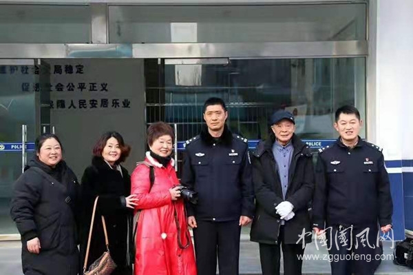 界首市公安局東城警務(wù)中心：創(chuàng)人民滿意活動(dòng)走進(jìn)警營開放日活動(dòng)