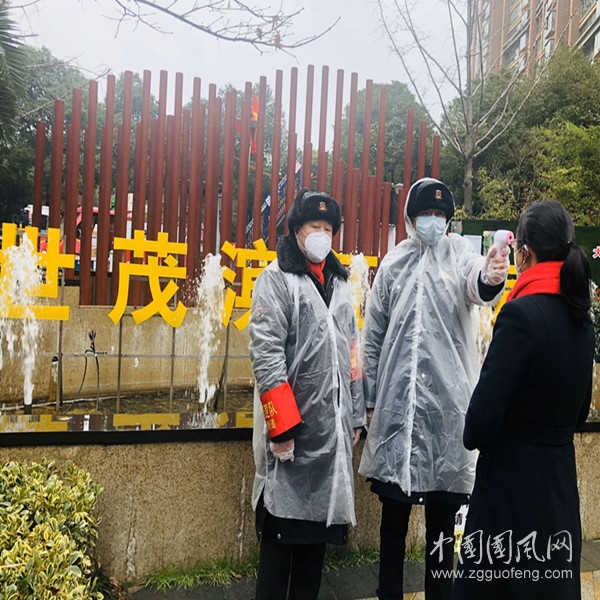 致敬戰(zhàn)疫一線的“世茂物業(yè)人”