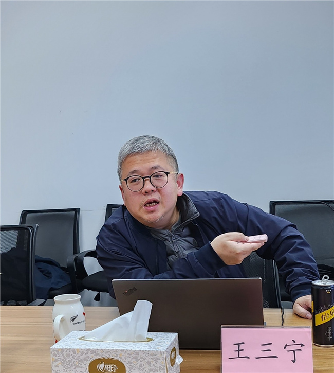 淮北市招商組到上海經(jīng)信委產(chǎn)業(yè)研究院會(huì)晤王三寧院長