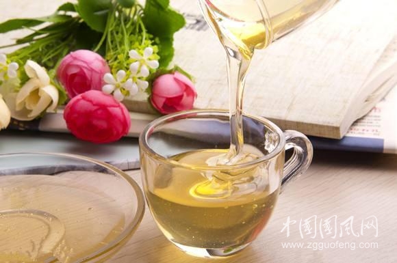 蜂蜜到底是早上喝，還是晚上喝