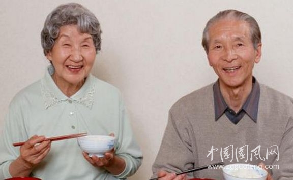 會危害老人身體健康的保養(yǎng)誤區(qū)