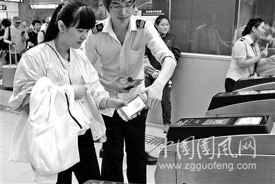 北京地鐵全線將可刷二維碼進站