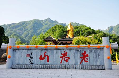 中國這5A景區(qū)，只有這兩個(gè)姓可以免門票