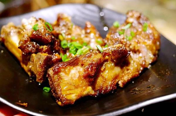 瘋子燒烤+串串，重慶美食完美結(jié)合