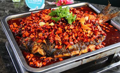 深藏美味的江邊烤魚