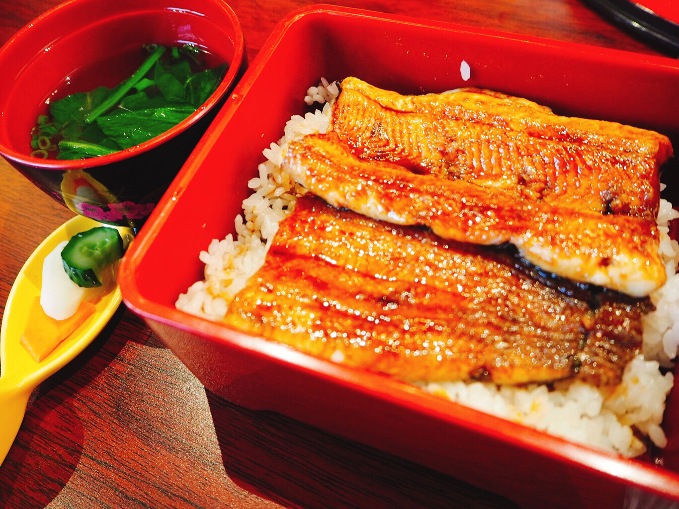 美味可口又正宗的活鰻料理