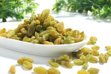 小小的葡萄干卻有這么大的功效， 吃葡萄干，到底要不要清洗？