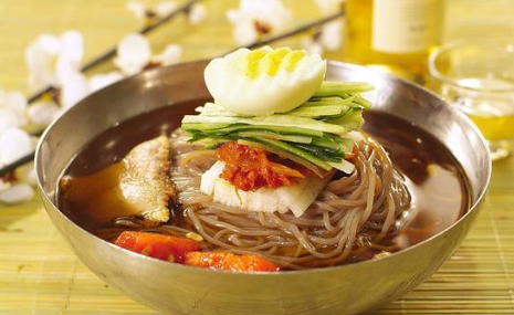 夏天該來碗“經濟”涼面了