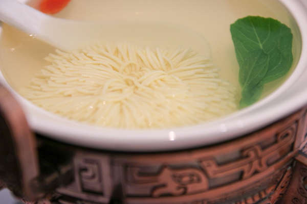 養(yǎng)生一品菊花豆腐