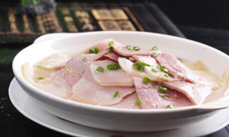 臘肉的營養(yǎng)價(jià)值及功效與作用_臘肉怎么做好吃_臘肉和熏肉的區(qū)別