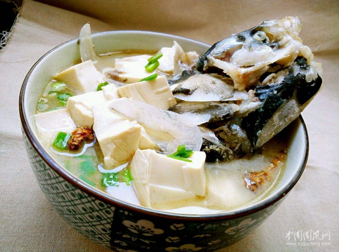 魚頭豆腐湯