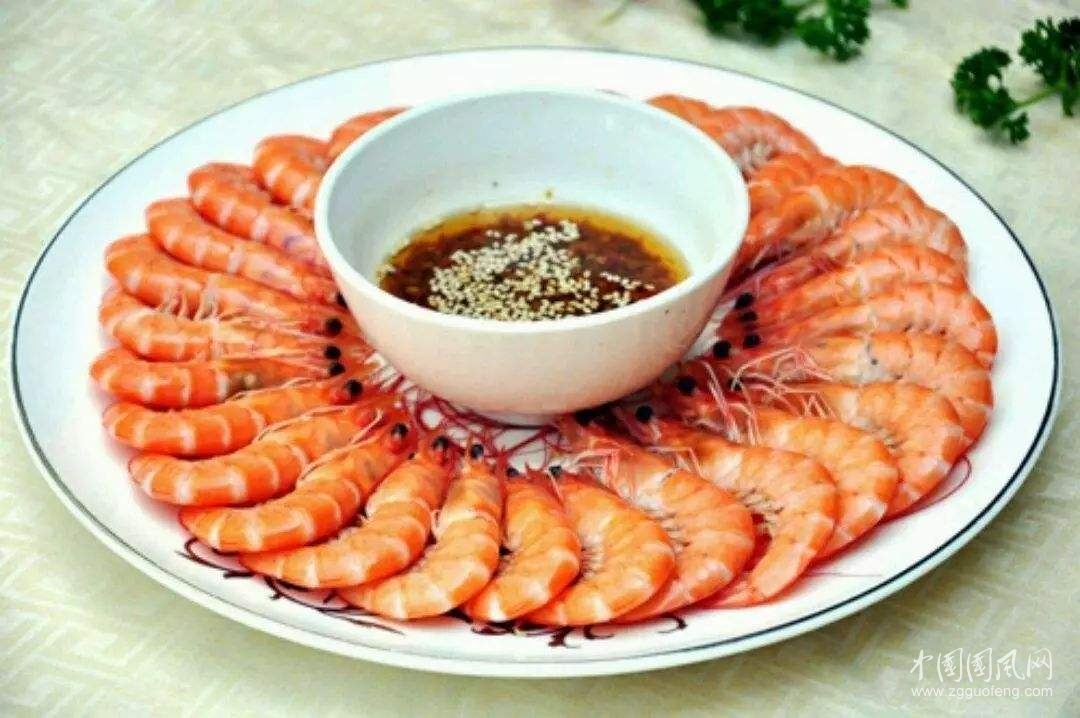 煮蝦時(shí)，很多人用錯(cuò)了“水”，難怪煮出來(lái)的蝦不鮮嫩