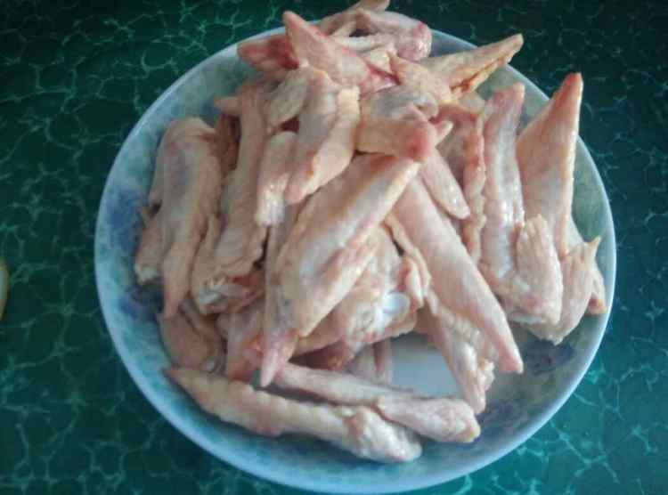 鹵雞翅尖的做法步驟1