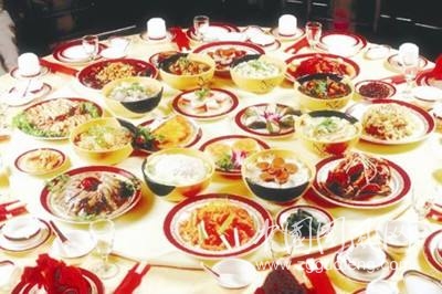 春節(jié)傳統(tǒng)美食這樣吃
