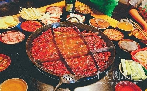 七掌柜自助火鍋性?xún)r(jià)比吊炸天，全成都找不到第二家！