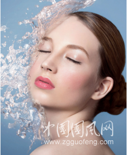  收斂水與爽膚水的區(qū)別