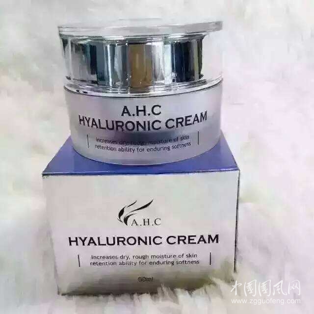 ahc水乳特別香， 除了植物精華還有香精作用