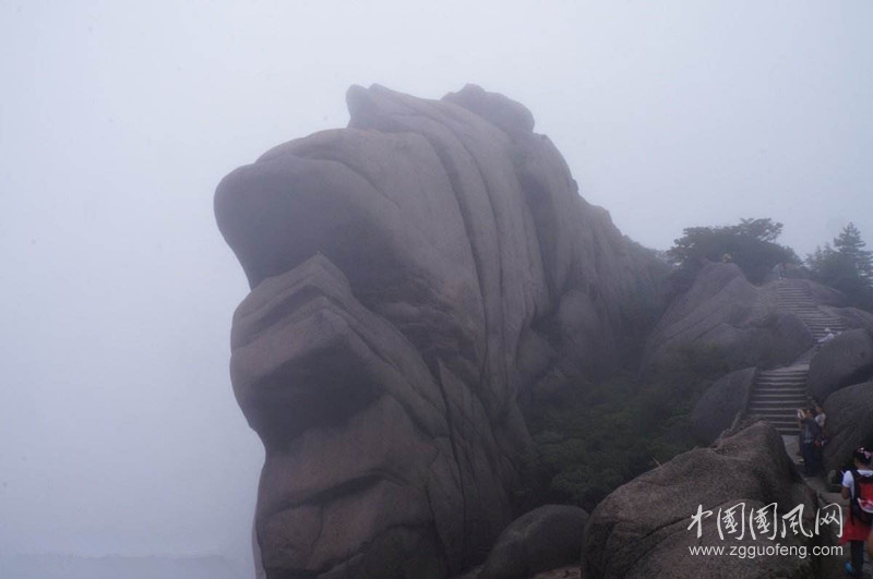 敖玉峰.jpg