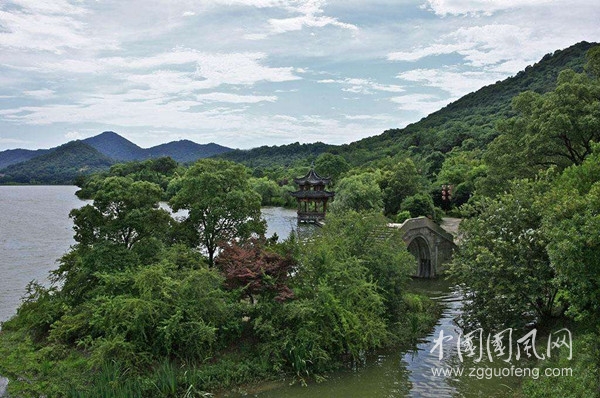 孤島群鷺.jpg