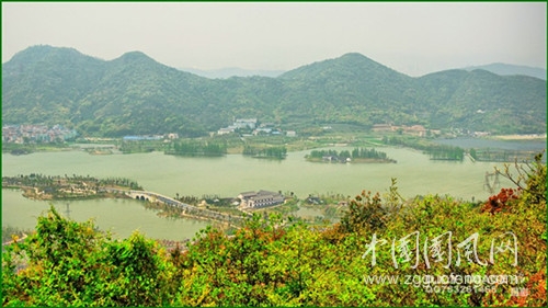 石巖問秋.jpg