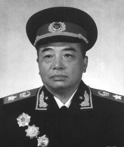 一向節(jié)省的彭德懷為何事破例給侄女買(mǎi)了輛自行車(chē)
