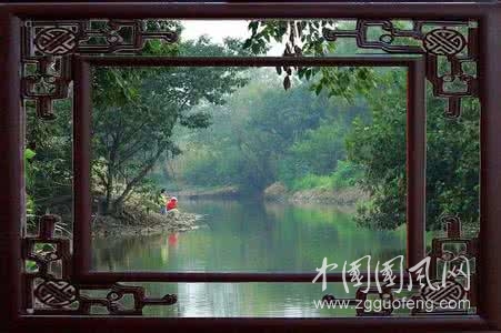 《窗》  文/龔佳