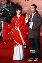 詞人方文山和演員徐嬌穿漢服出席相關(guān)活動