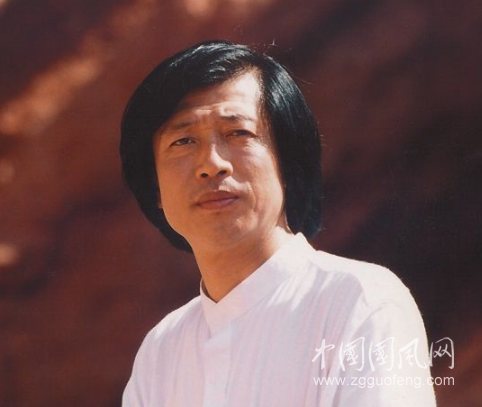 欣賞周尊圣作品