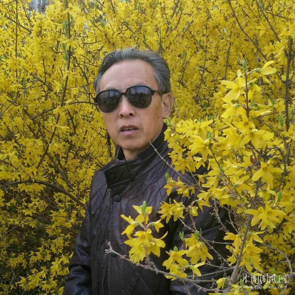  書畫家尹曉彥作品