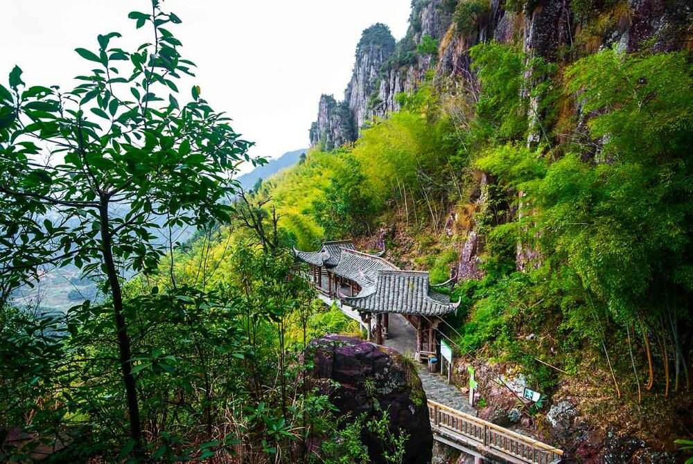 麗水南尖巖