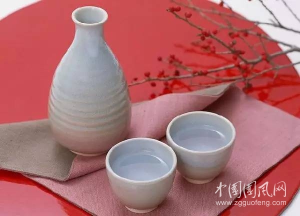 昨夜那壺酒   作者：許秋來