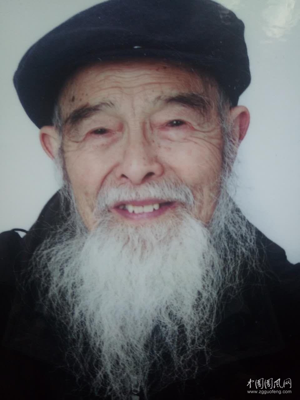 心香一瓣祭先師    ——遙祭王聞歸先生