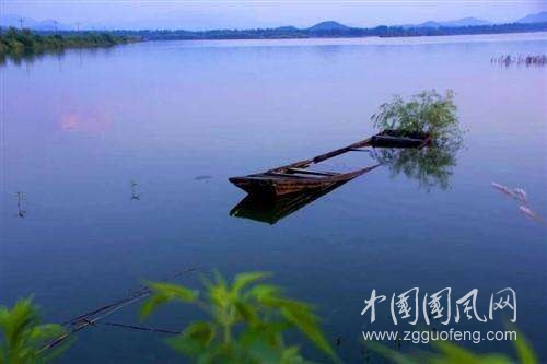 《無助》外一首