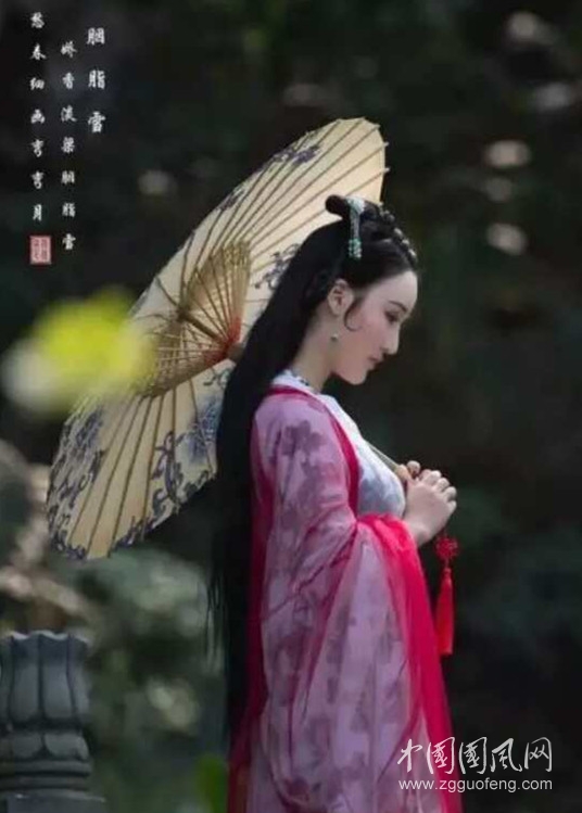 虛構(gòu)一個(gè)仙女    文/張超我