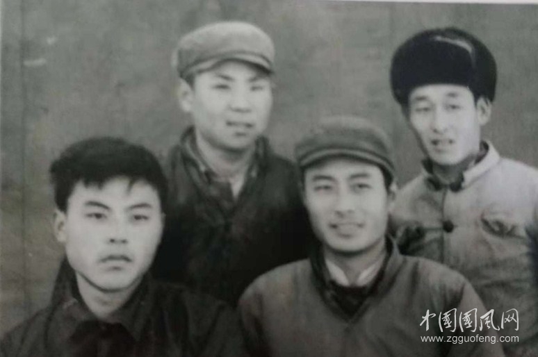 廣闊天地?zé)捈t心   ——紀念知青上山下鄉(xiāng)50周年  （文/吳忠芹）